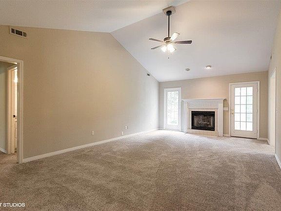 4th image of 23 Newburgh Dr
