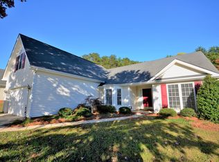 5504 Broadleaf Rd, Summerfield, NC 27358