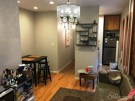 Rented by City Connections Realty | media 24