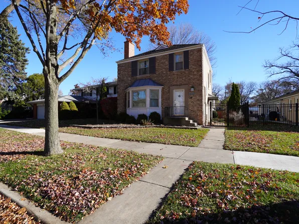 8309 Tripp Ave, Skokie, IL 60076