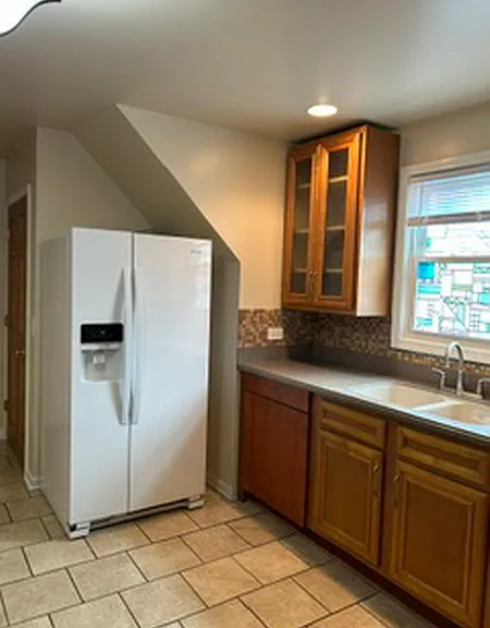 5439 N Neenah Ave #2 — Photo 2