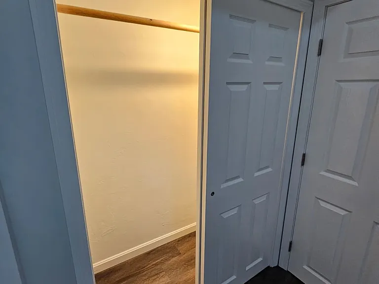 13 South St — Photo 14