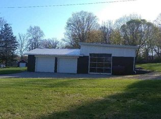 422 Harley St, Jonesville, MI 49250