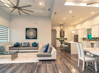 906 NW 38th Ave, Cape Coral, FL 33993