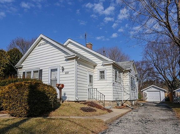 2nd image of 220 Appley Ave