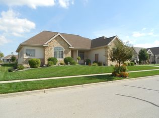 1712 Dunwoody Ln, Waunakee, WI 53597