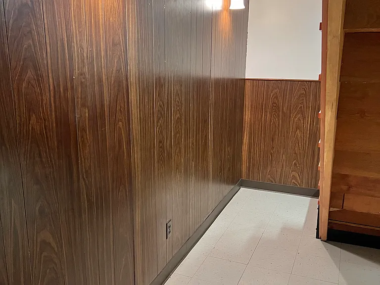 9815 Ridgely Ln — Photo 22
