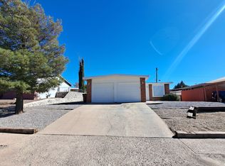 1936 Stanton Ave, Las Cruces, NM 88001