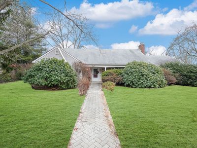 1 Saywood Lane, Stony Brook, NY, 11790