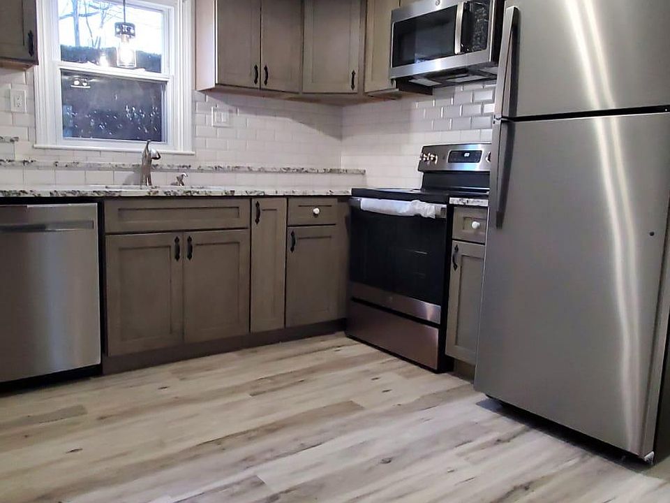 12 Mowry Ave APT 2, Johnston, RI 02919 Zillow