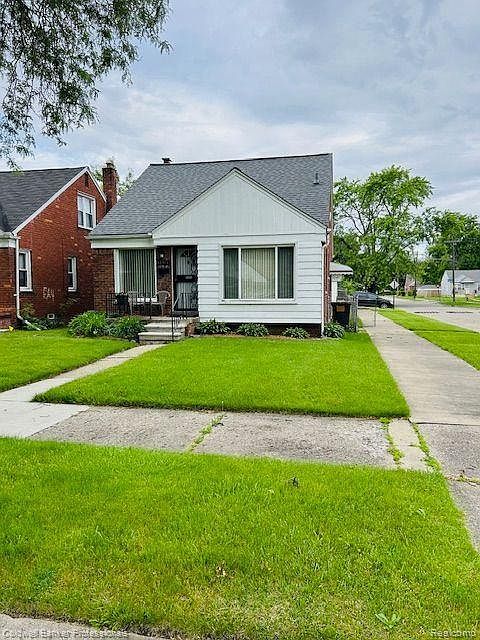 1st image of 18515 Beland St