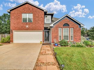 257 N Ranch House Rd, Angleton, TX 77515