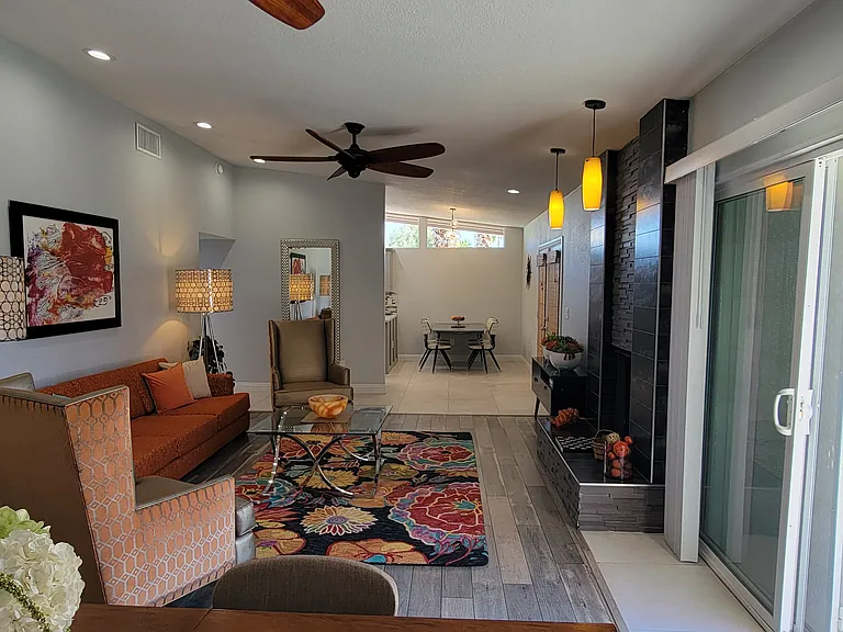 3327 Seminole Cir — Photo 6