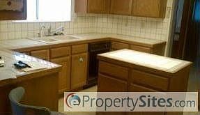 3rd image of 3240 Douglas Dr