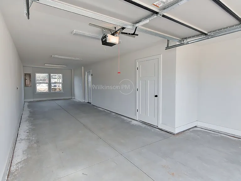 2204 Northend Dr — Photo 28