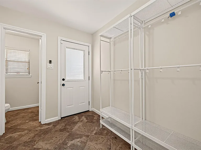 12411 Pinerock Ln — Photo 26