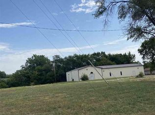 5665 N 60th St, Omaha, NE 68104