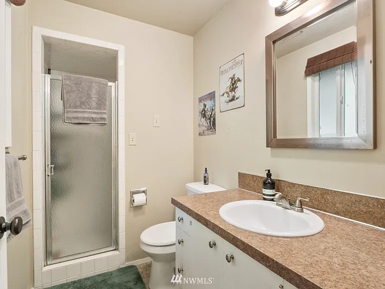 6921 5th Ct SE — Photo 11