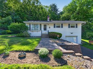 7 Dahlem Boulevard, Colonie, NY 12205