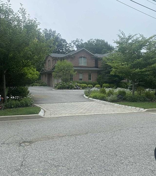 2nd image of 108 Buckingham Rd