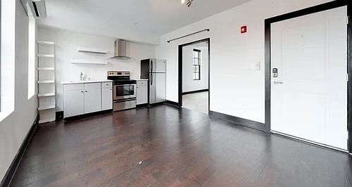 16 E Biddle St Photo 1