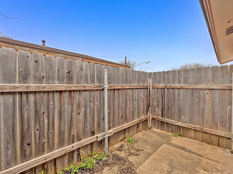 3404 Willowrun Cv #A — Photo 22