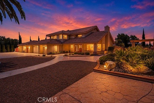 1st image of 20211 Wadena Rd
