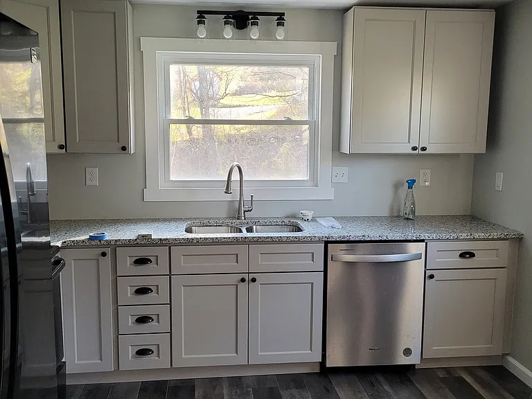 217 Duncan Rd — Photo 4