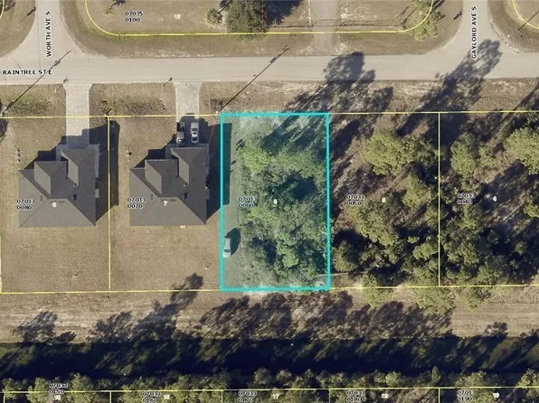 622 Raintree St E, Lehigh Acres, FL 33974