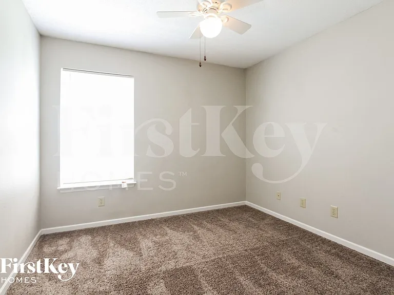 2733 Redland Ln — Photo 12