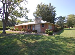 150 Maple Ct, Paducah, KY 42003
