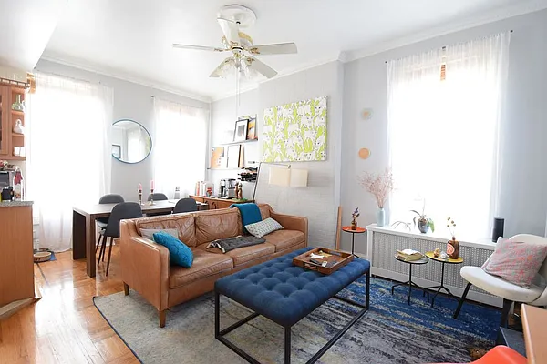 Rented by Rolling Stone Realty LLC | media 20