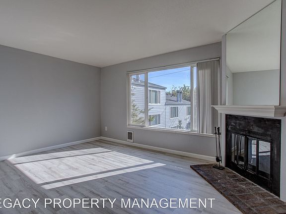 2nd image of 7360 SW Barbur Blvd #8901628
