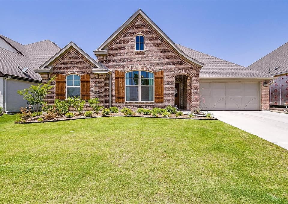 1st image of 772 Tallgrass Dr