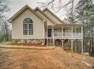 202 Navajo Trl, Rydal, GA 30171