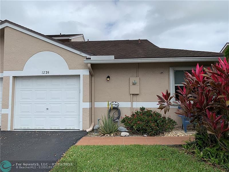 1st image of 1239 NW 51st Way