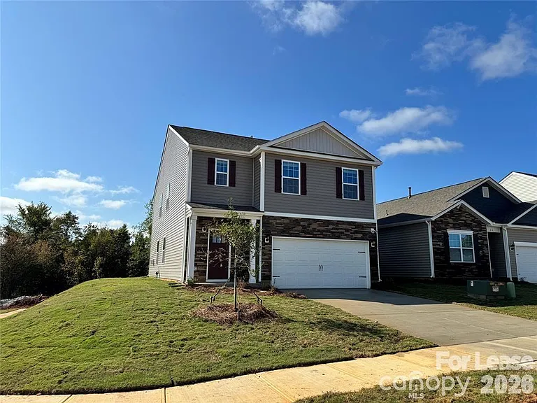 122 Old Home Rd — Photo 3