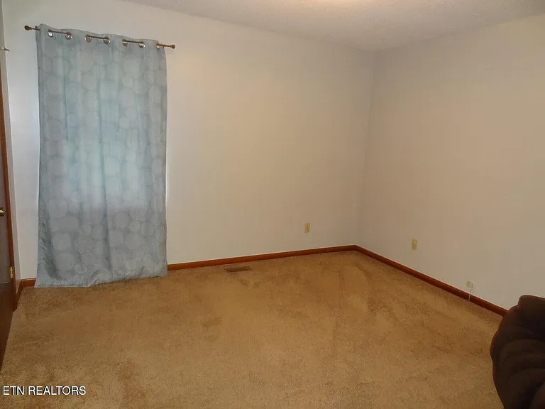 1789 Sparta Hwy — Photo 14