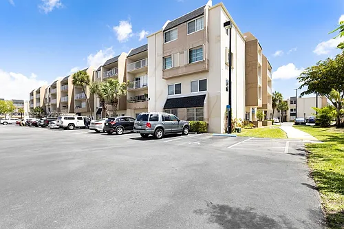 7747 SW 86th St #D-205 Photo 1