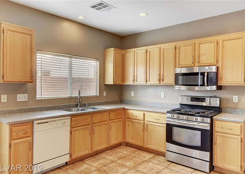 1st image of 7809 Bear Tooth Cave Ct