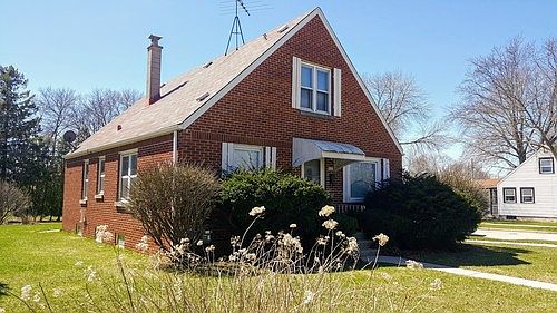 1st image of 8531 W Lisbon Ave