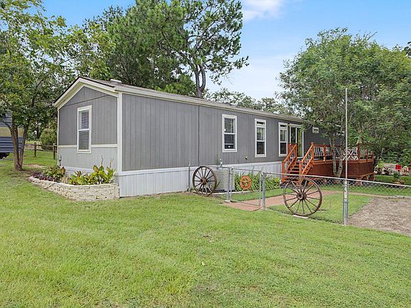 4th image of 637 Lakeview Dr