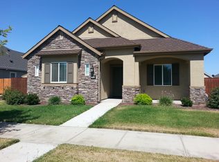 1740 Cornerstone Dr, Ripon, CA 95366