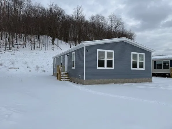 58 Arlo St #58, Boyne City, MI 49712