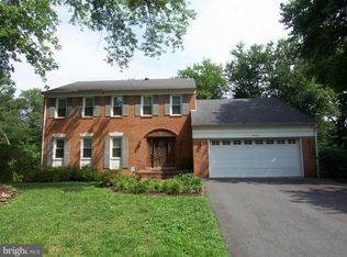 8808 Skokie Ln, Vienna, VA 22182