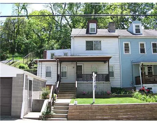 44 Lawrence St photo 1