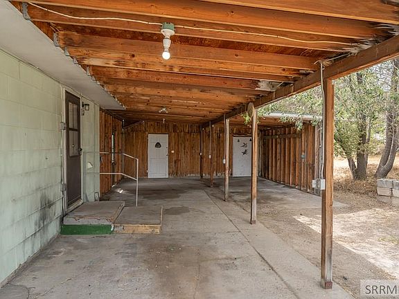 5th image of 2623 N Holmes Ave