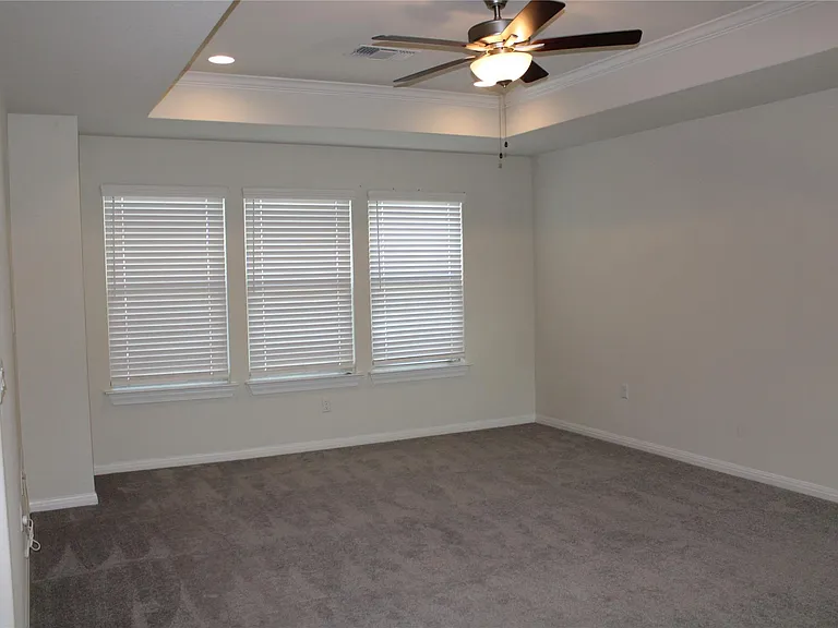 13902 Ilex Dr — Photo 19
