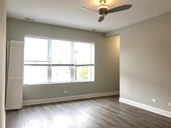 4th image of 3116 N Milwaukee Ave APT 3W