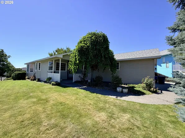 1590 SW Riverhill Dr, Hermiston, OR 97838